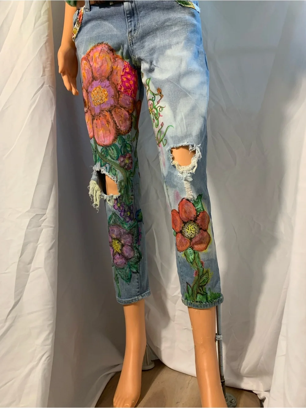 Hand-Painted Floral Light Wash Women's Jeans - Pink & Orange Accents - Picture 11 of 12